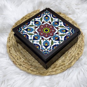 صندوق خزف M