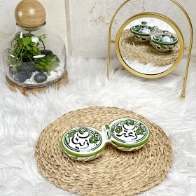 صحن زيت وزعتر مع غطاء