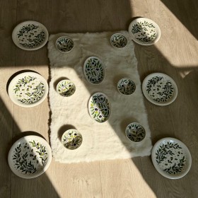 طَقم غداء رئيسي نقشة الزيتون